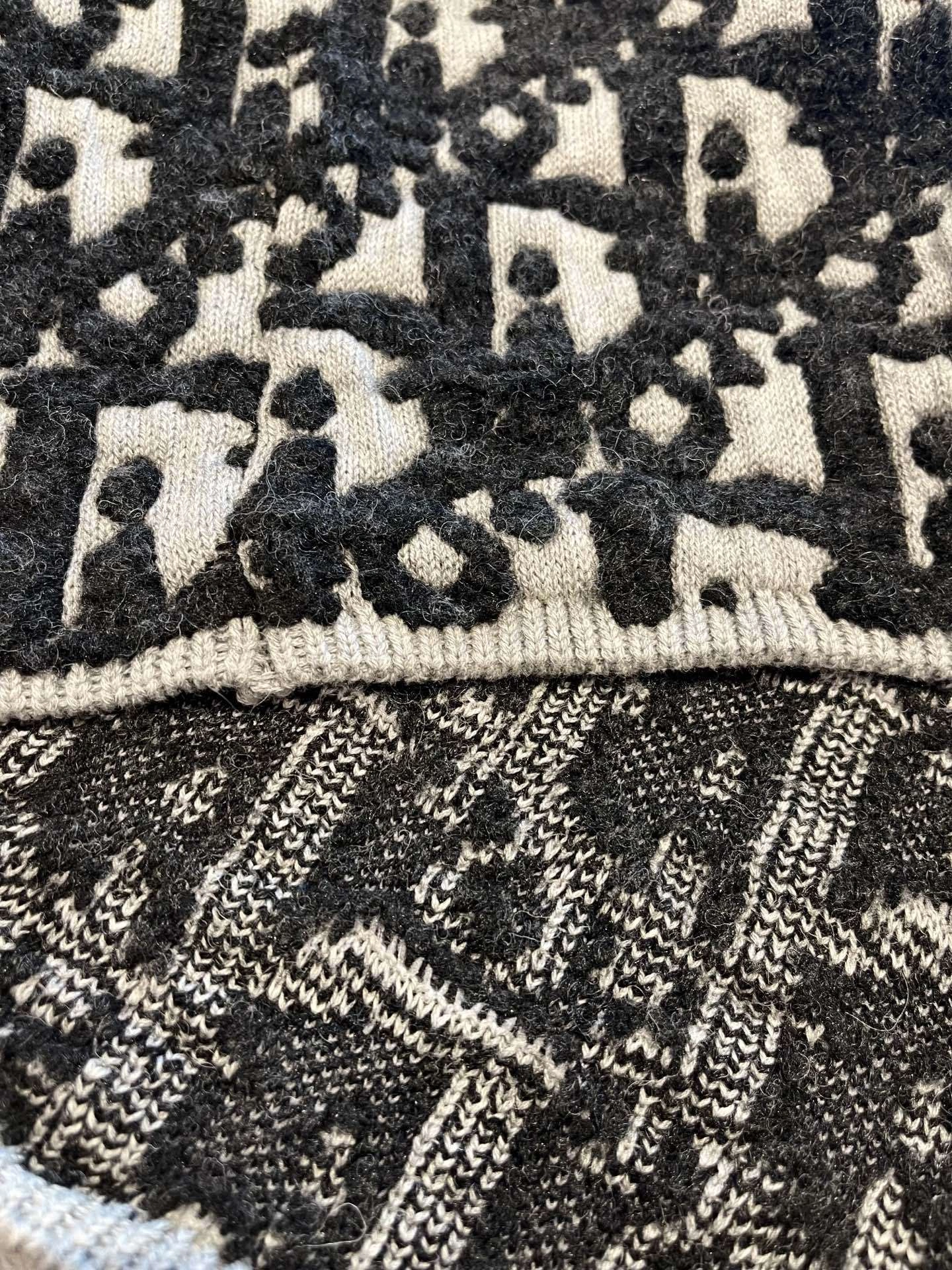 wg.luxury- 4ior wool oversize item:E-F431K0105
